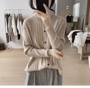 时尚百搭纯毛扭花开衫 显瘦修身长袖针织衫 优雅气质女装外套图片