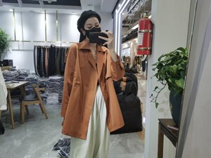 现货，设计师简约欧版风衣图片