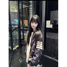 蓝色