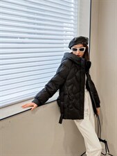 2021冬季新款时尚休闲羽绒服，女装羽绒服，木可可木R