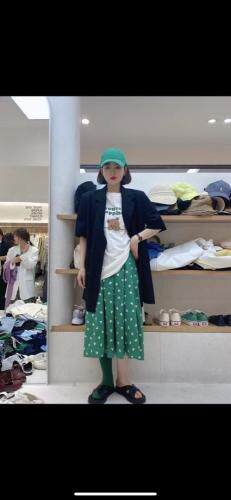 美美滴，女装，亮金金