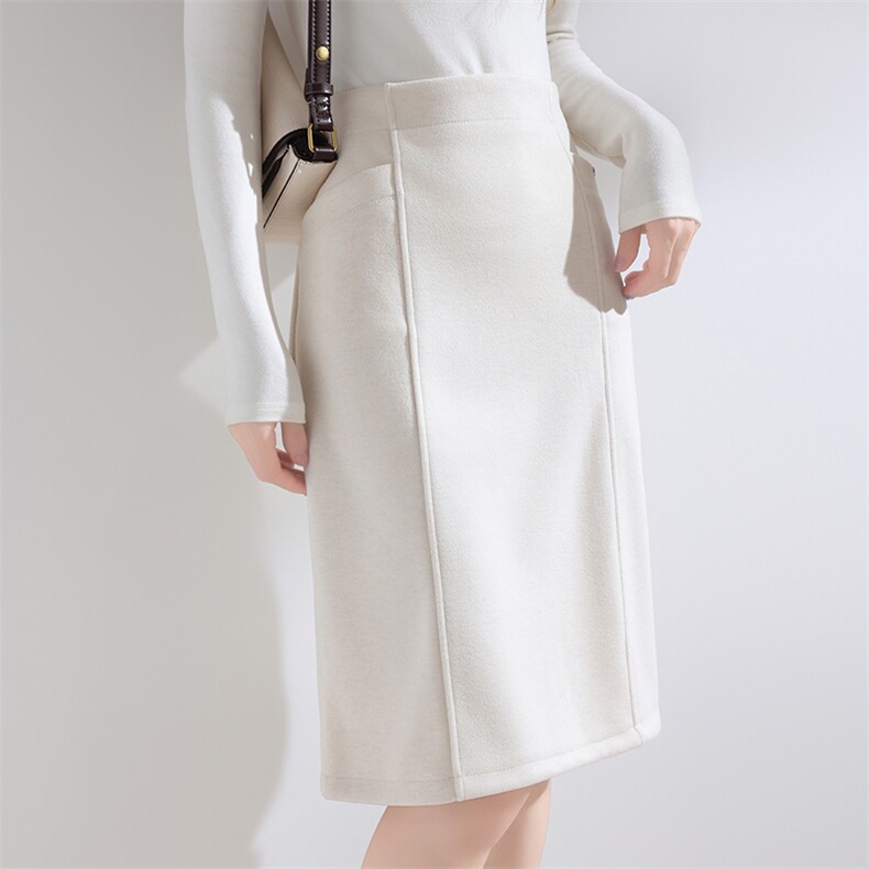 2025年秋季毛呢人字纹双缝半裙时尚百搭通勤休闲，女装半身裙，九戎