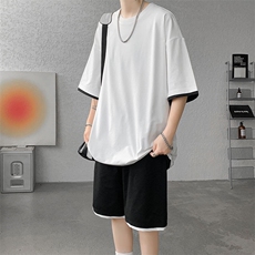 白色