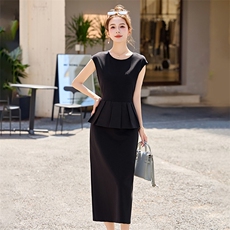 2025年夏季新款女人味收腰气质连衣裙流行显瘦裙子，女装连衣裙，布芭啦