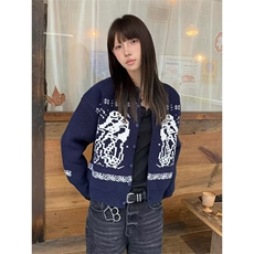 藏青色