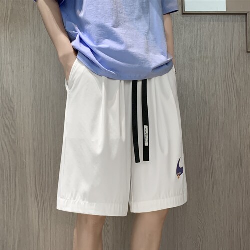 深灰色