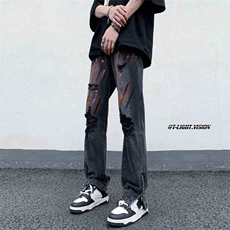 黑色