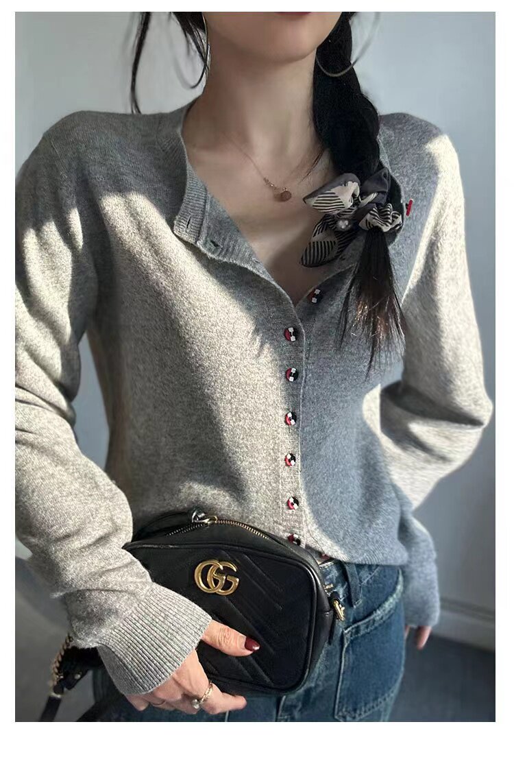 秋季翻领长袖针织开衫女灰色毛衣纯欲风修身褶皱短款打底内搭上衣,针织衫/毛衣,半城羊绒