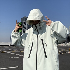 电商DSA028-JK2403P75100聚酯新款潮流防水连帽冲锋衣夹克男，男装夹克，电商A028