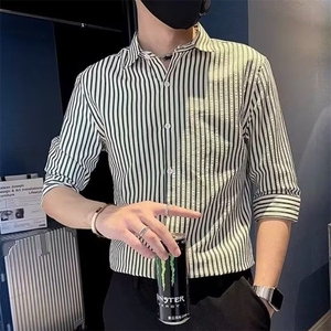 夏季韩版百搭ins条纹七分袖衬衫男士修身休闲发型师中袖免烫衬衣图片