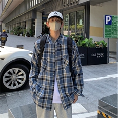 蓝色
