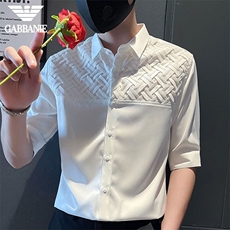 白色