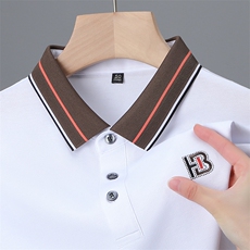 白色
