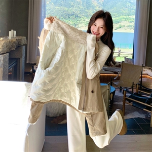 新款！羊羔毛拼接派克服羽绒服2C133-8993-P255-K378图片