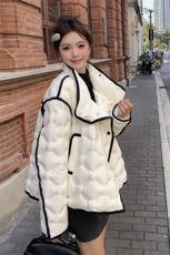 白色独特超好看小香风羽绒服女2025冬季新款高端洋气条纹白鸭绒服，女装羽绒服，2C372