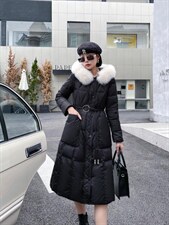 90白鸭绒，狐狸毛领，两色四码，其它，伊艺不舍