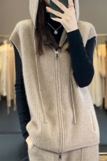 100%纯羊毛拉链连帽针织马甲女秋冬宽松慵懒无袖背心毛衣坎肩外套，女装马甲，总能电商供货