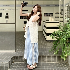 2025新款时尚甜美减龄刺绣开衩背心格子蕾丝拼接半身裙两件套，女装套装/套裙，2C213