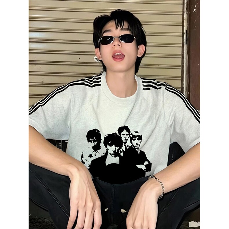 抖音得物品质二开240克宽松纯棉美式潮牌印花三条杠中性风短袖T恤,男装T恤,电商A486-1