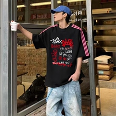 抖音得物品质二开240克宽松纯棉美式潮牌印花三条杠中性风短袖T恤，男装T恤，电商A486