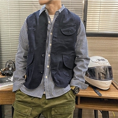 藏青色