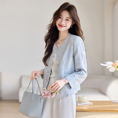 女士外套2026年春季新款圆领长袖短款时尚休闲元素新中式上衣，女装短外套，简韵佳