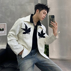 白色