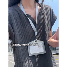 深灰色
