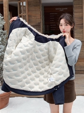 现货-2025年冬季新款大翻领羊羔毛90白鸭绒羽绒服外套女，女装羽绒服，霓裳依族