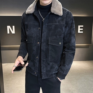 牛仔夹克男冬季新款羊羔毛领迷彩加绒加厚保暖外套图片