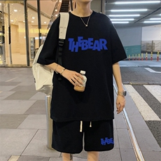 黑色