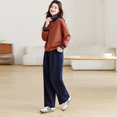 桔色+藏青裤