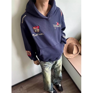美式休闲徽章刺绣连帽卫衣男女春秋季重磅设计感潮牌情侣上衣,女沙滩裤怎么搭配上衣图片