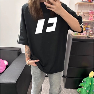 抖音得物高品质二开240克宽松纯棉美式潮牌三条杠织带短袖T恤图片