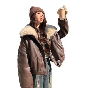 主推现货 2025冬季短款大翻领90皮羽绒服C022-9116-P270-K398图片