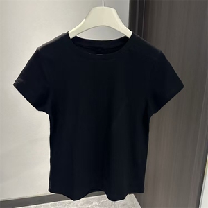 女士夏季时尚百搭修身显瘦圆领纯色短袖图片