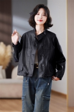 现货时尚设计感抽绳短外套女2024秋装新款今年流行小个子皮衣夹克，女装皮衣，江南女神