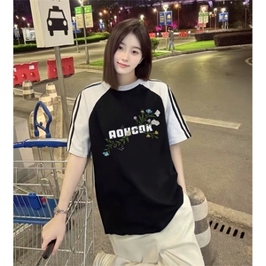 抖音得物品质二开240克宽松纯棉美式潮牌插肩三杠织带短袖T恤图片