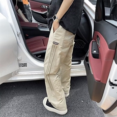 卡其色