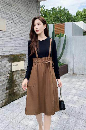 现货供应连衣裙，女装连衣裙，蒙娜迪妮