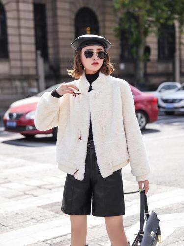 皮毛一体外套，女装，青云阁