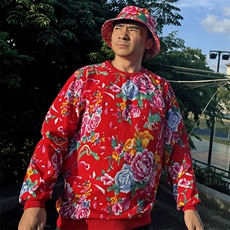 红色