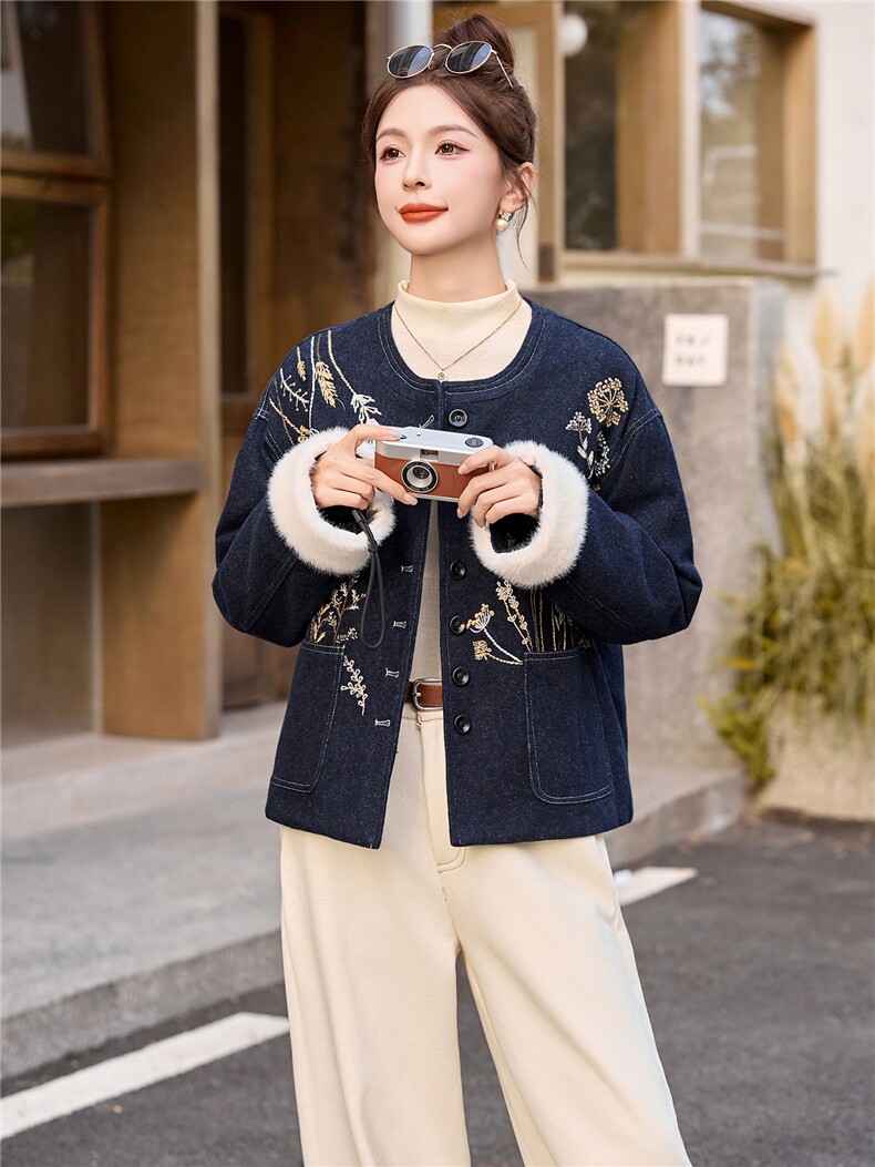 现货主推2025年冬季新款國风羽绒服外套女,女装羽绒服,曼娅璐