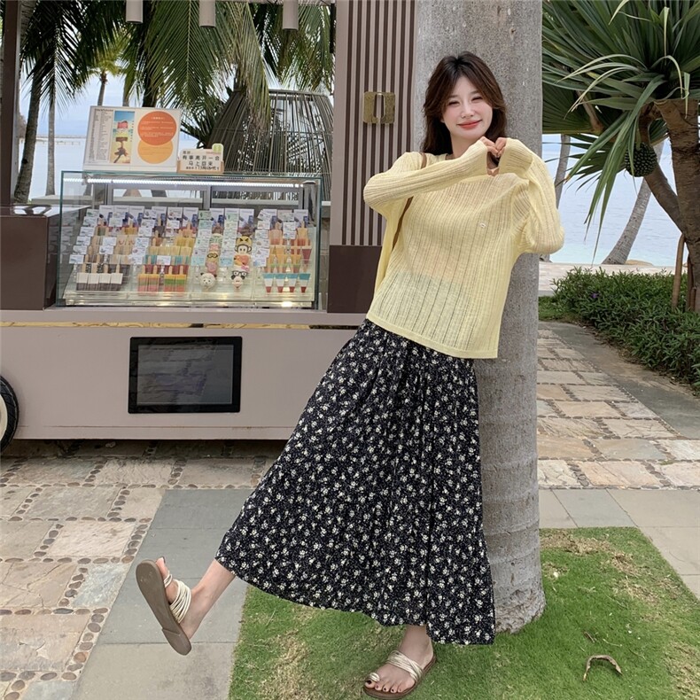 法式度假风镂空罩衫两件套女2025年夏季新款温柔风碎花半身裙套装图片