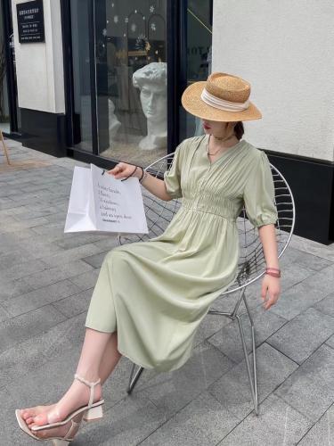 现货夏季V领收腰连衣裙2021新款修身显瘦套头法式裙,女装连衣裙,妍妍衣坊