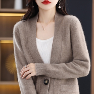优雅气质女开衫简约百搭显瘦保暖外套品质纯材质柔软舒适图片