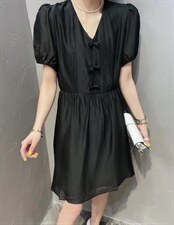 新款洋气V领蝴蝶结扣连衣裙，女装连衣裙，L·H·X