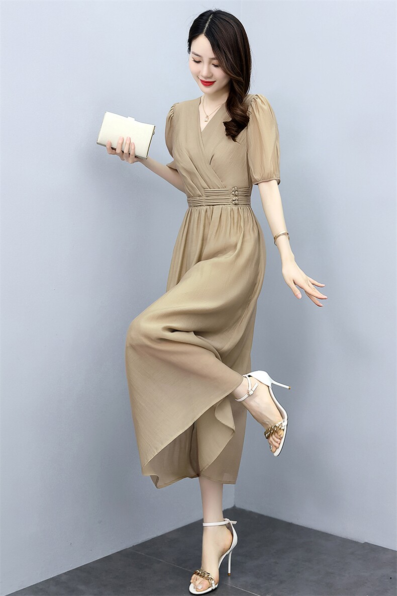高级感天丝连衣裙女2024夏季新款气质妈妈收腰显瘦高腰薄款a字裙,女装连衣裙,关键词