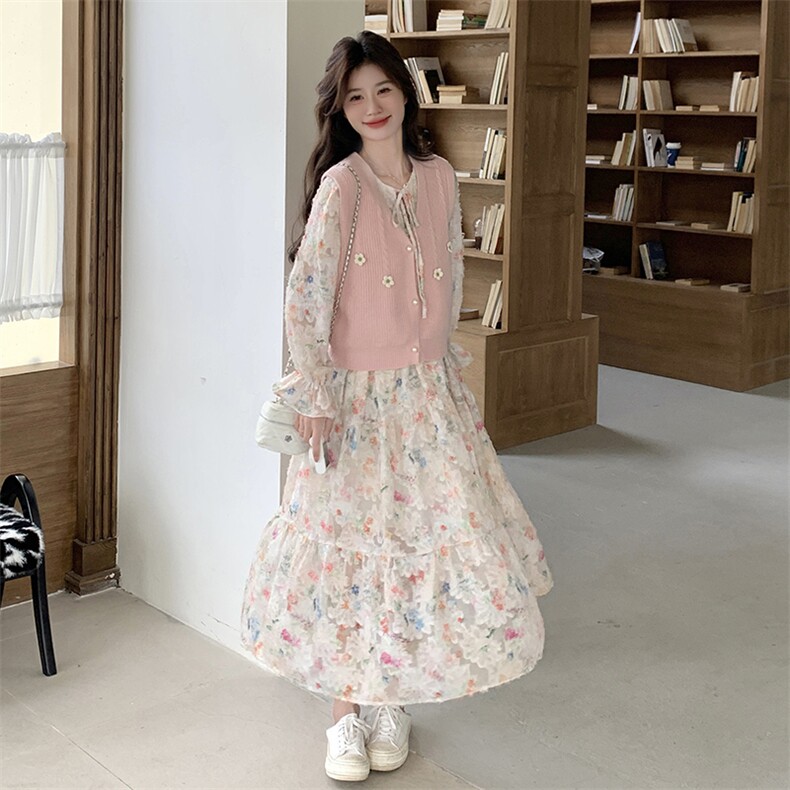 春季流行穿搭一整套装2025新款法式甜美碎花连衣裙针织马甲两件套,女装套装/套裙,2C232