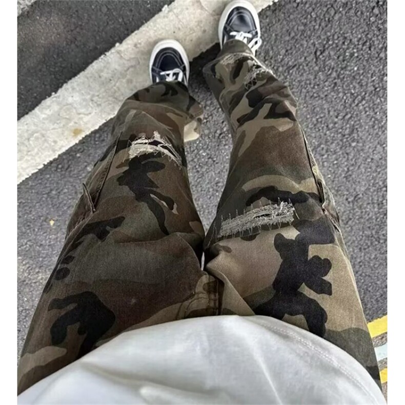 复古破洞刺绣迷彩工装裤男潮牌痞帅炸街直筒长裤 KC8308图片